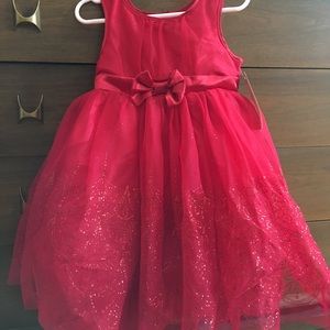 Adorable Girl’s Red Party Dress. NWT. 4T